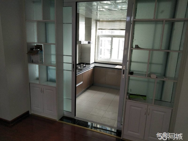 一小对面 公园大地超好楼层 新房精装修无住人南北通透带车位